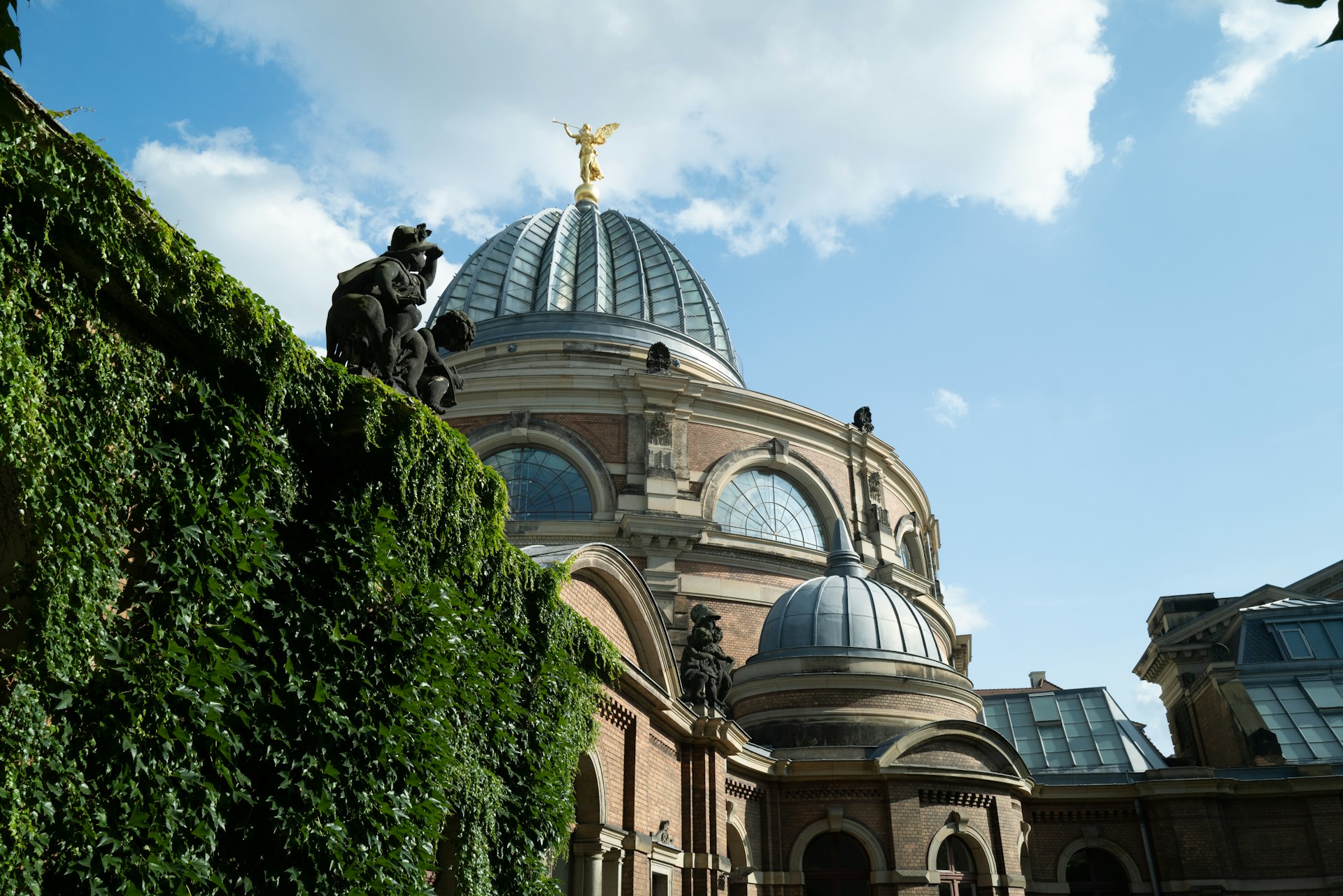 Blick auf historische Architektur in Dresden